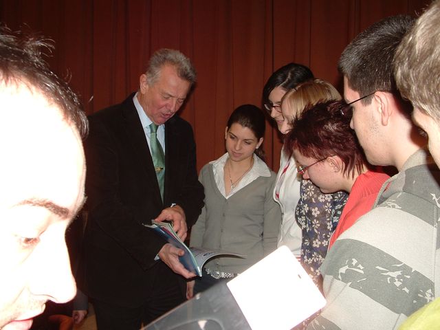 Schmitt Pál osztályfőnöki órája 2008. február 15 (1).JPG